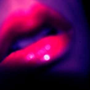 Lips in purlpe