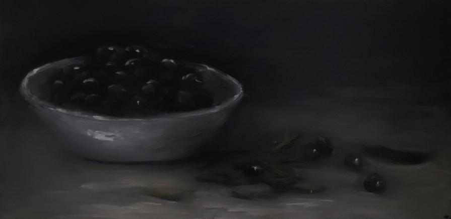 olives in a bowl