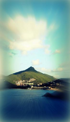 Ocean @ sky….   (&  islands & clouds  in between….) 