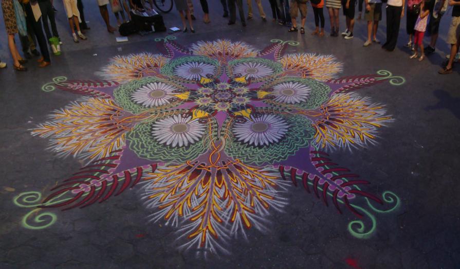 Sand Painting Union Square July 1st 2010