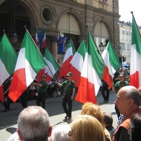 **RADUNO ALPINI TORINO MAGGIO 2011**