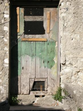 Green door