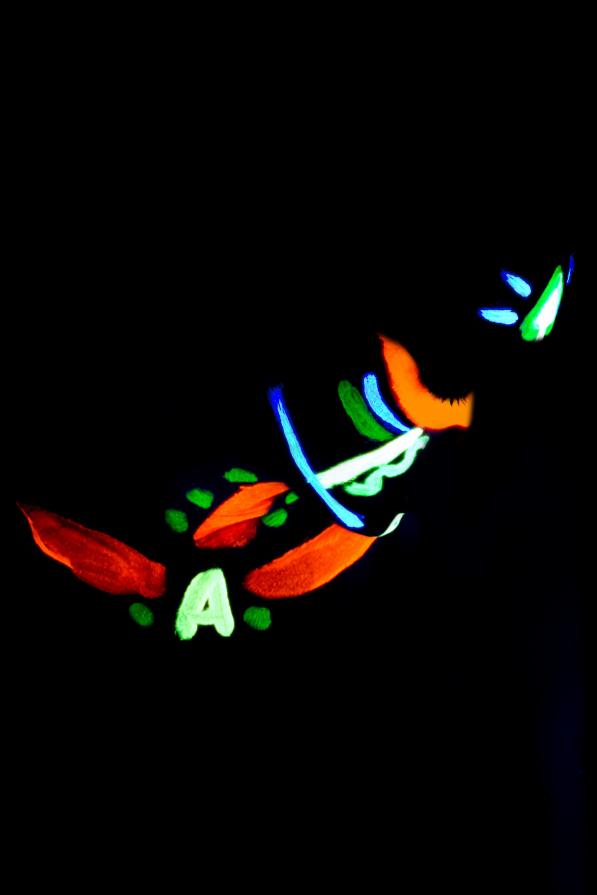  Fluo Portraits #7