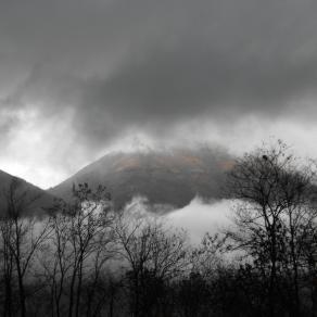 Il cielo preclude la terra