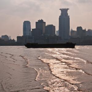 China. Shanghai. Contrasts between old and new 1/2