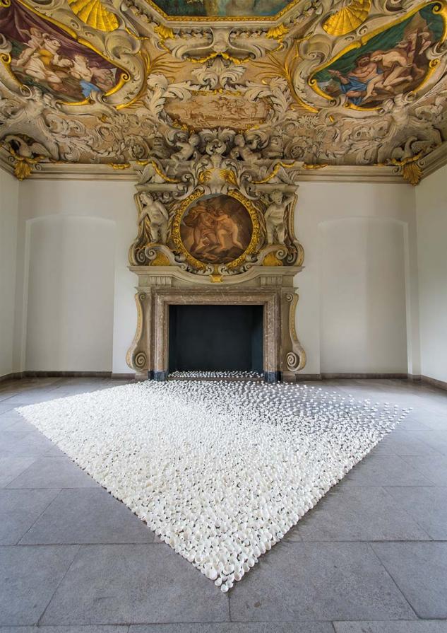 “Timelapse” at Benrath Palace, Düsseldorf, 2016 — image copyright and courtesy of Günter von Ameln