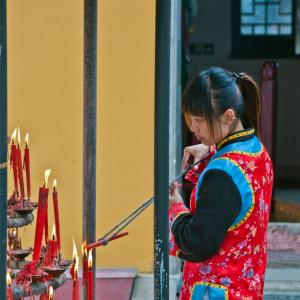 China. Shanghai. Contrasts between old and new 2/2