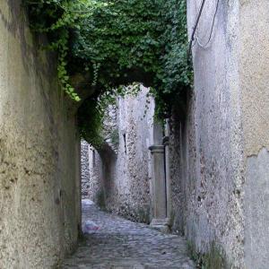 Italy. Calabria. Gerace history of stones (1)