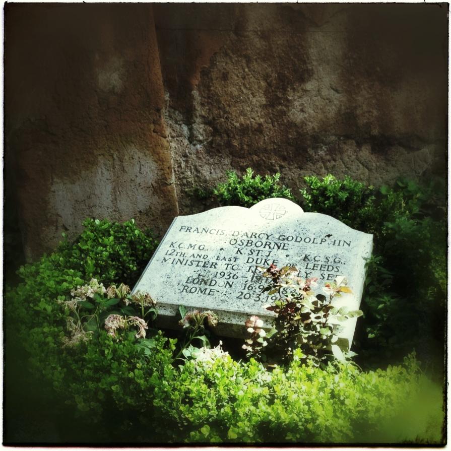 Iphone 5 serie - Cimitero acattolico, Roma