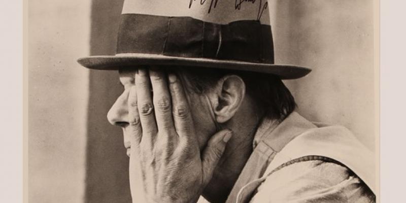 INTERNATIONAL COLLECTIVE / WHAT WOULD  YOU PUT IN THE HAT OF JOSEPH  BEUYS