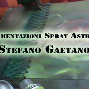 Sperimentazioni spray astratte