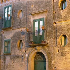 Italy. Calabria. Gerace history of stones (2)