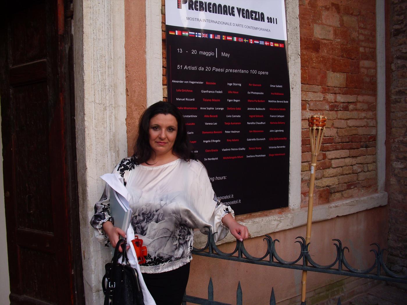 EVI PHOTOPOULOS  THE GREEK CONTEMPORARY VISUAL ARTIST PARTICIPATES AT <<VENICE PREBIENNALE 2011>>