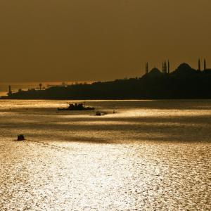 Turkey. Istanbul. Chaos and collapse 2/2