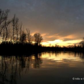 alba sul fiume