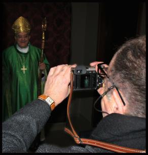 Cardinale Crescenzio Sepe e Augusto De Luca fotografo