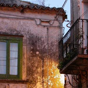 Italy. Calabria. Gerace history of stones (1)