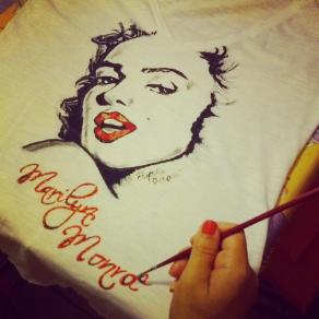 T-SHIRT M. MONROE