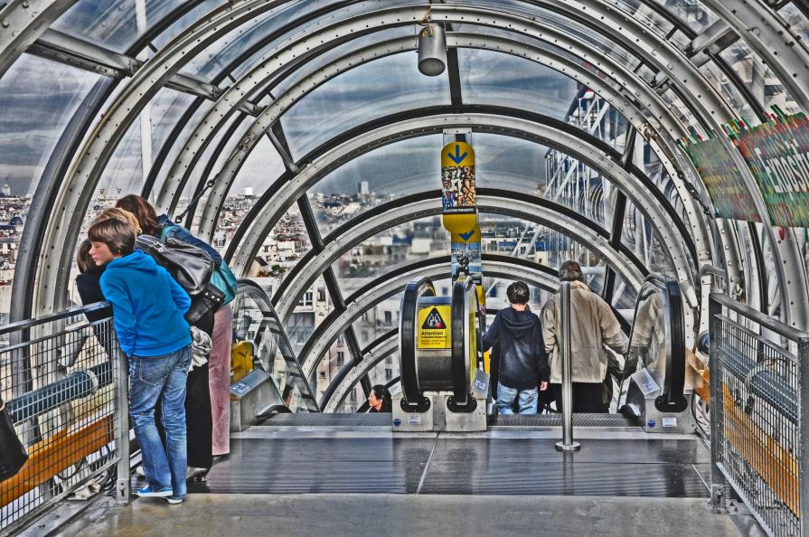 a snapshot in beaubourg