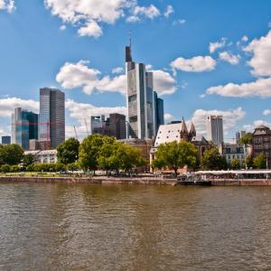 Germany. Frankfurt. Architectures, also of bodies