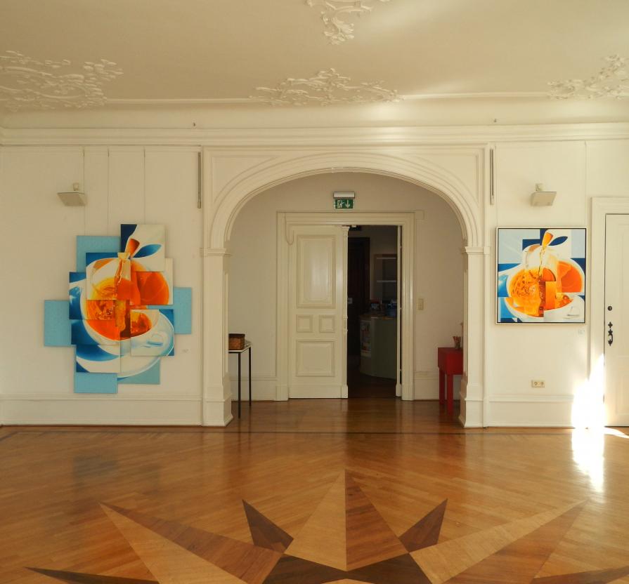 Exhibitionview: Tea 5 (left) and Tea 4 (right