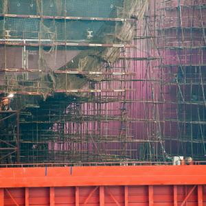 China. Shanghai. Contrasts between old and new 1/2