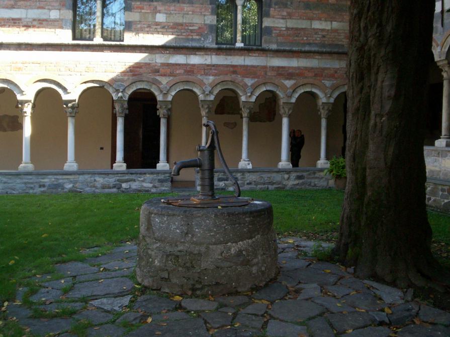 Chiostro dell'alloro