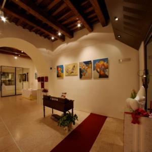 Sale espositive della Galleria360 Firenze