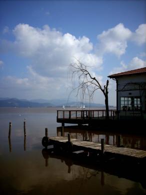 Domenica al lago