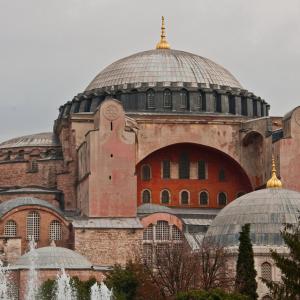 Turkey. Istanbul. Chaos and collapse 2/2