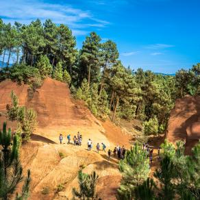 Le sentier des ocres, Roussillon, France.