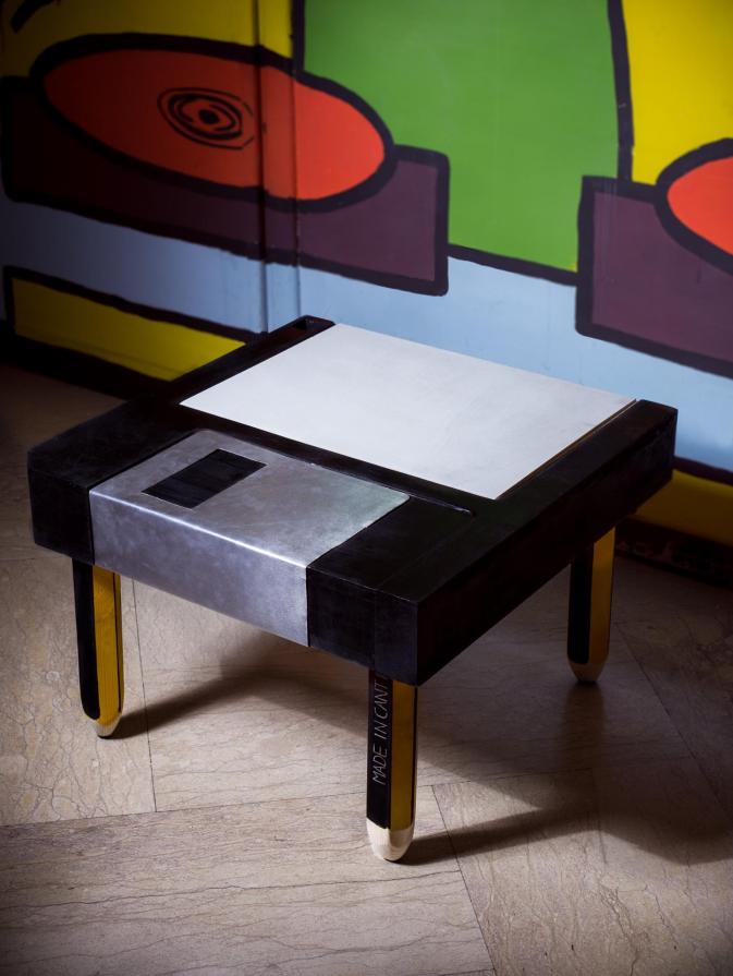 floppy disk table