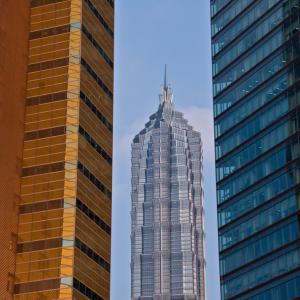 China. Shanghai. Contrasts between old and new 2/2