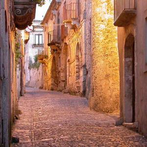 Italy. Calabria. Gerace history of stones (1)