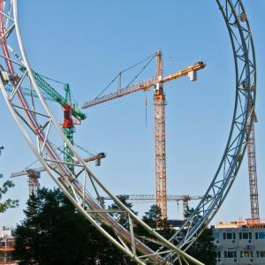 Germany. Frankfurt. Architectures, also of bodies