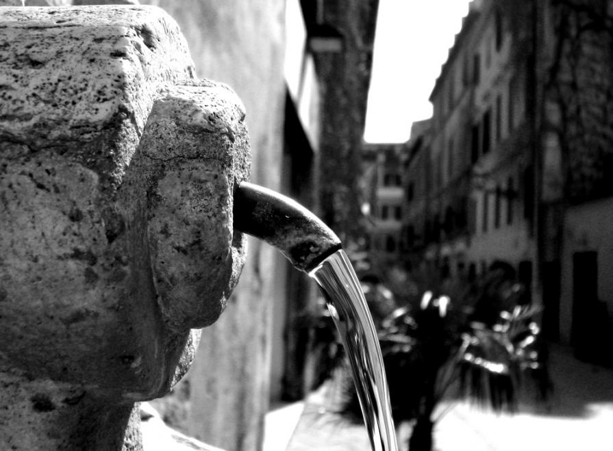 FONTANA IN VIA MARGUTTA